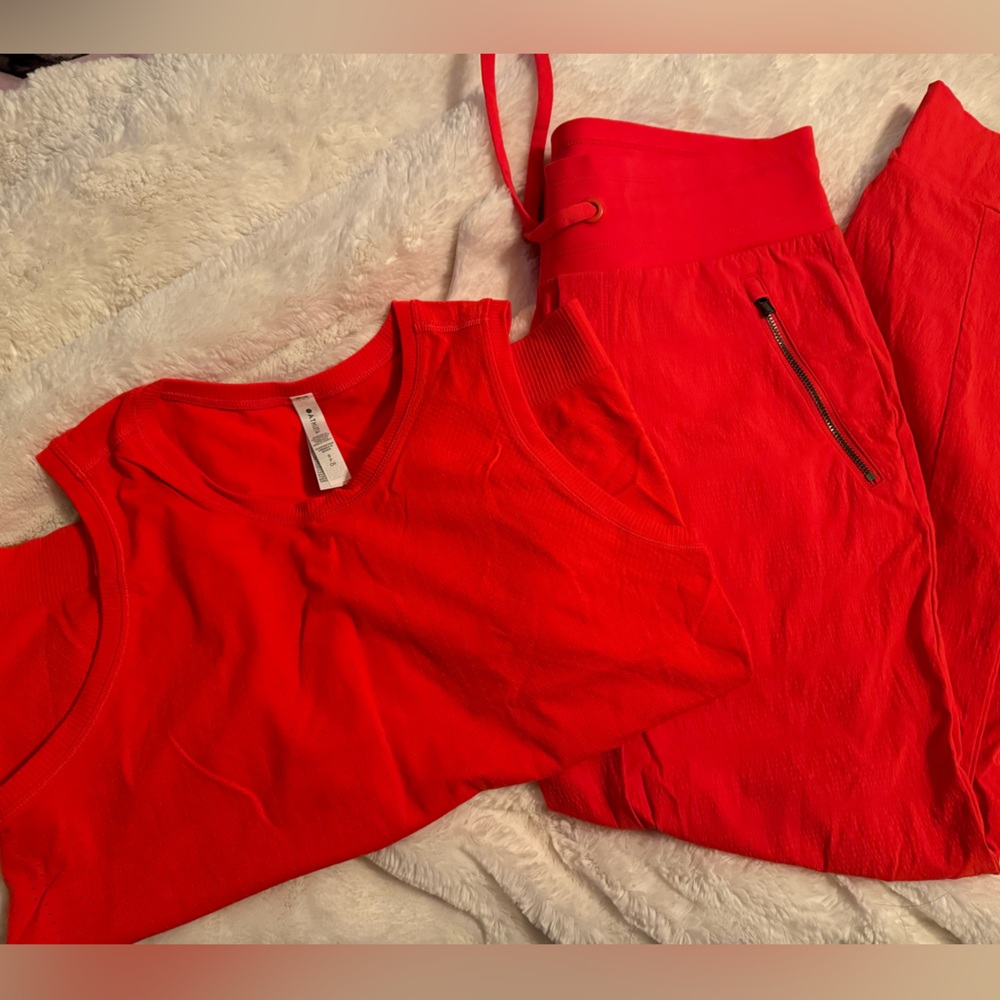Athleta Sleeveless Top and Jogger Set